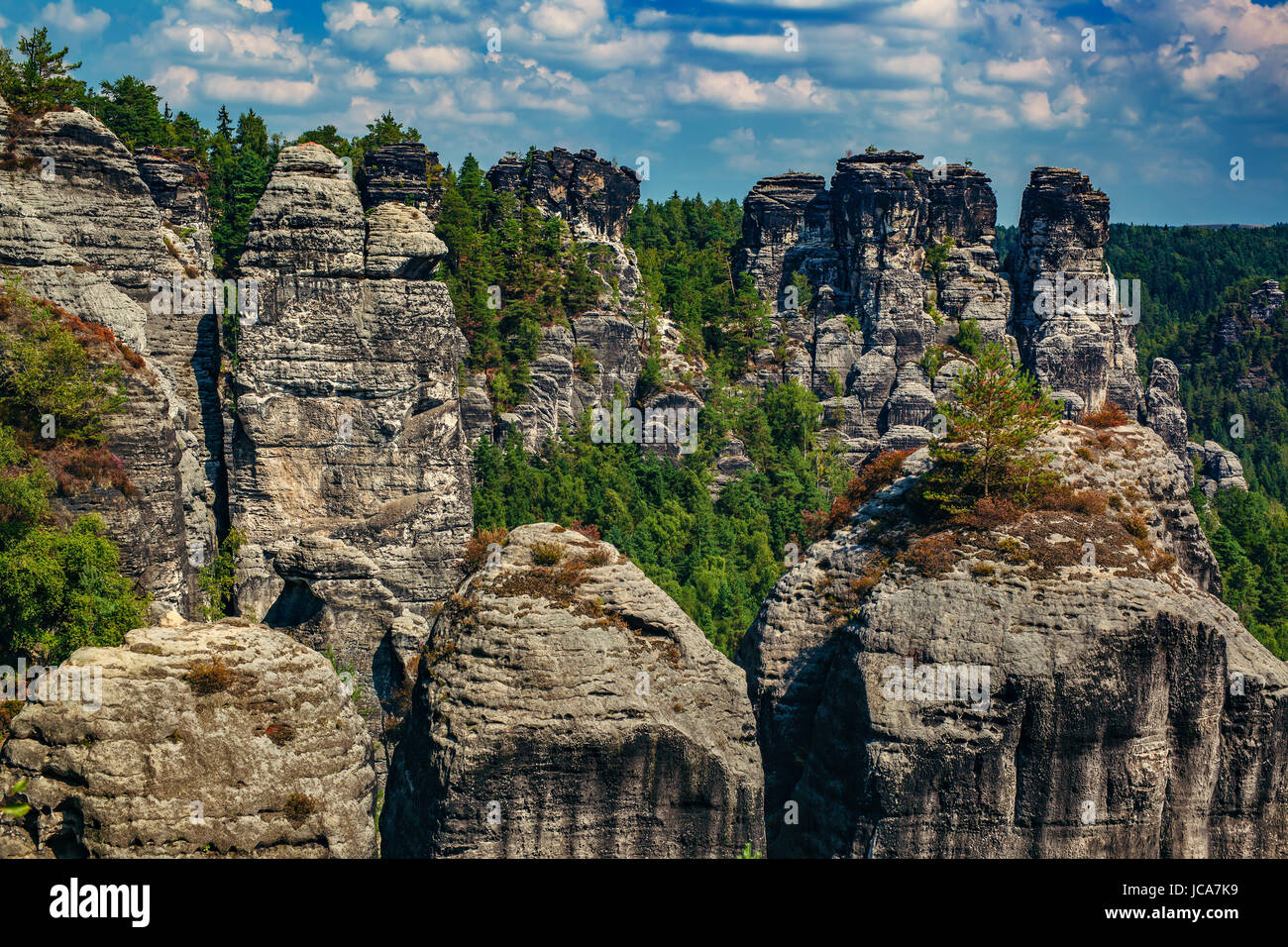 Adersbach-Teplice Felsen im tschechischen Sommerlandschaft Stockfoto