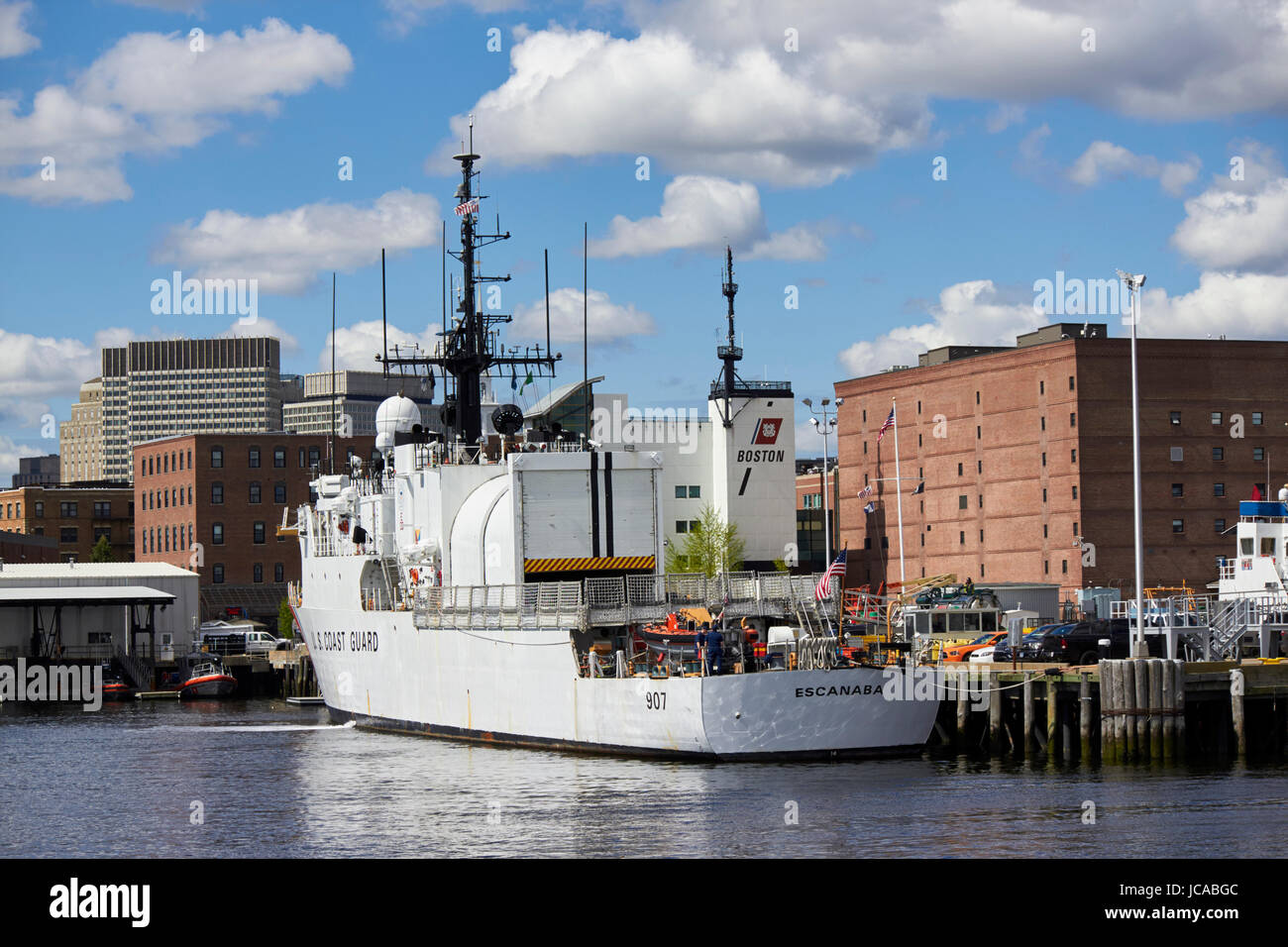 uns coast Guard mittlere Ausdauer Fräser Uscgc Escanaba Wmec 907 Boston USA Stockfoto