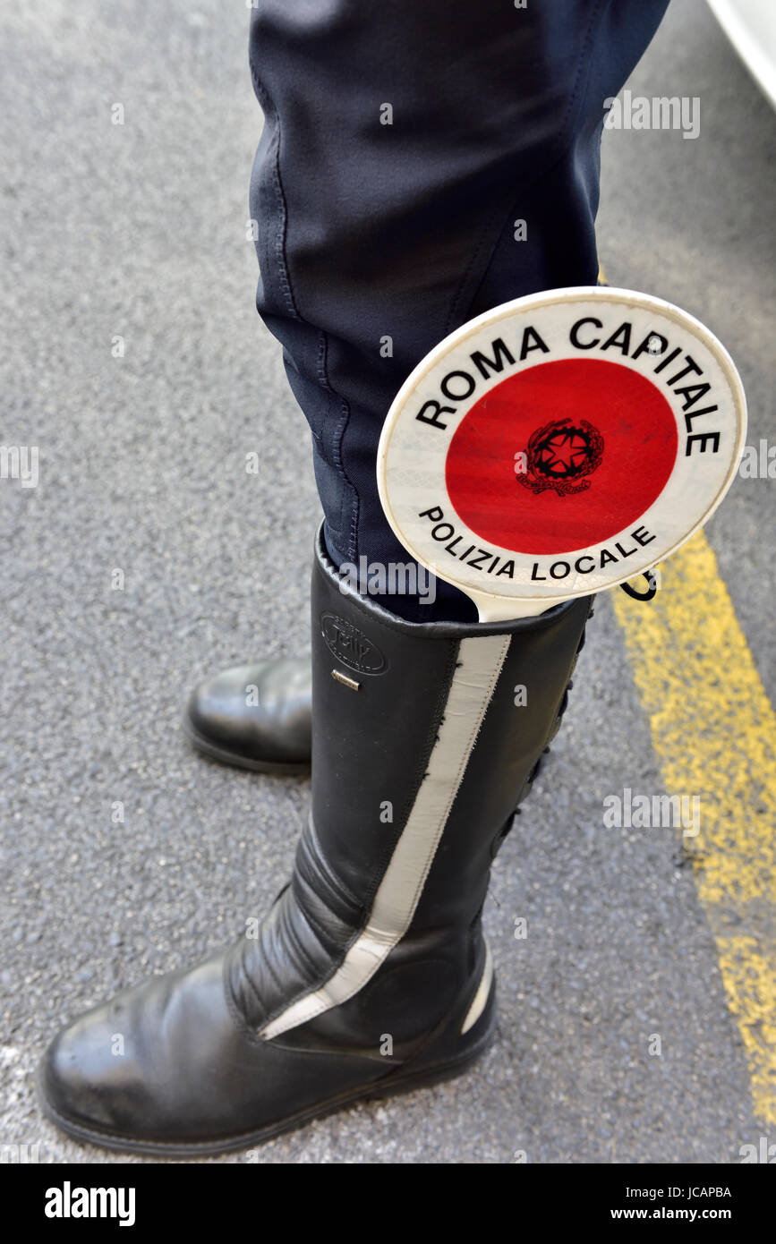 Roma Capitale Polizei mit Signalisierung Festplatte im Boot, Rom, Italien Stockfoto