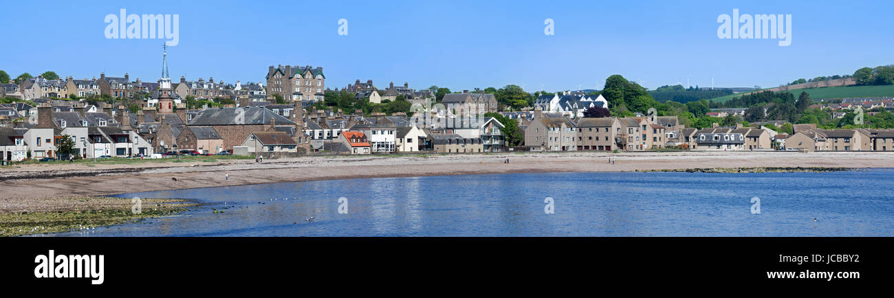 Die Stadt Stonehaven und Strand in Aberdeenshire, Schottland, Vereinigtes Königreich Stockfoto