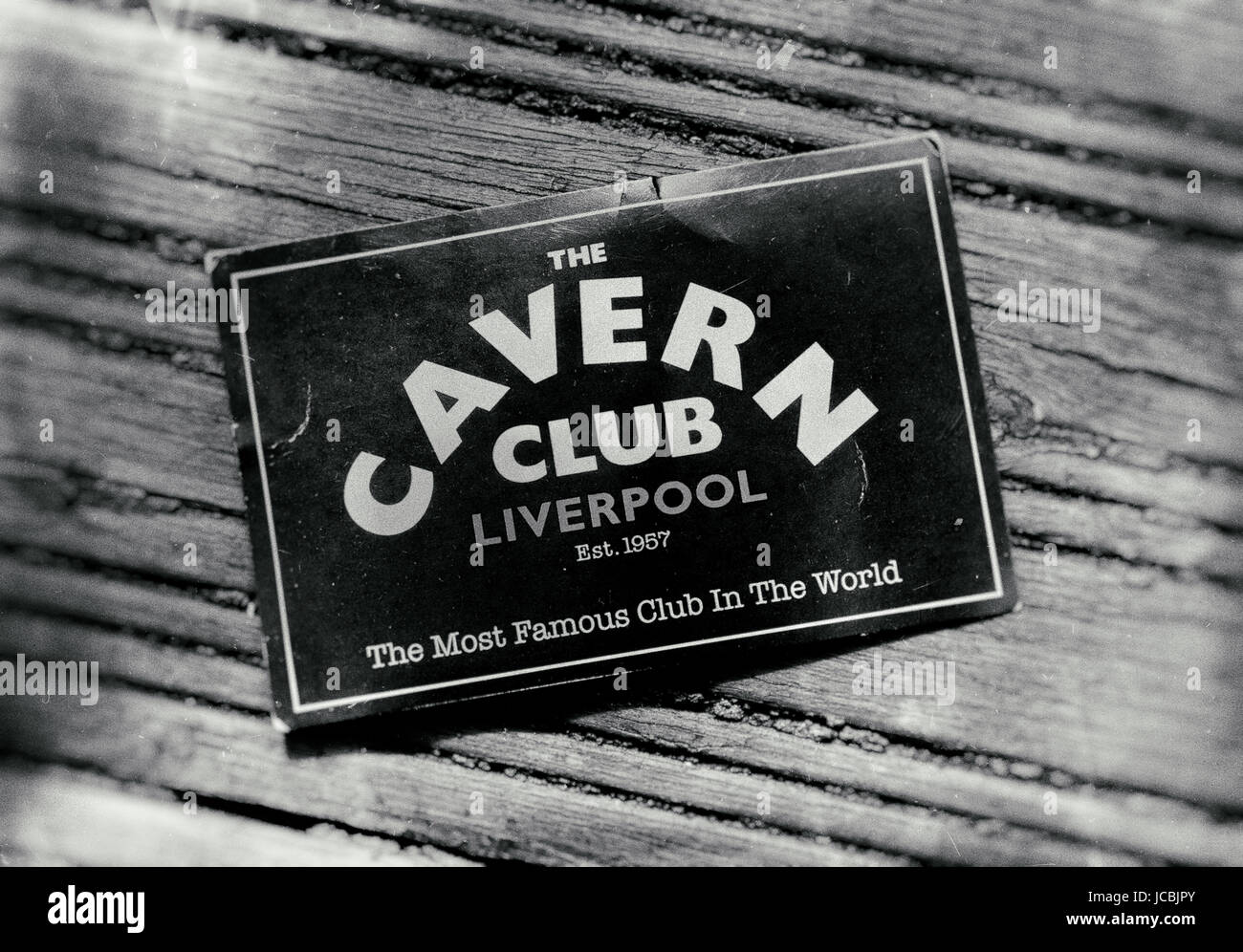 Ein Flyer für The Cavern Club auf Matthew Street, Liverpool, England, Made berühmt durch die Beatles in den 1960er Jahren Stockfoto