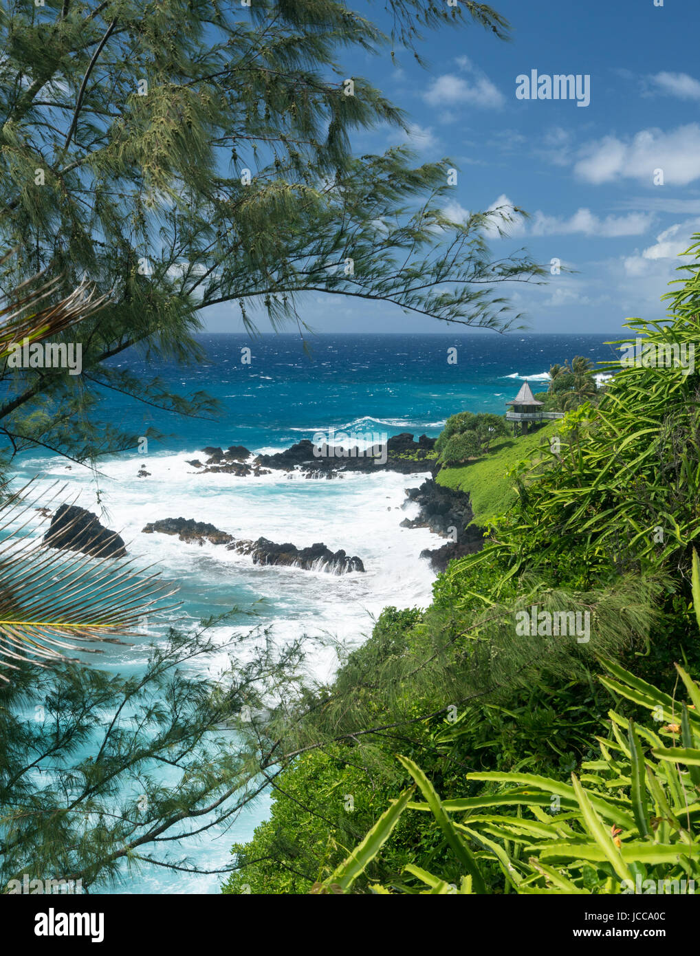 Pavillon am Küste in der Nähe von Hana auf der hawaiianischen Insel Maui Stockfoto
