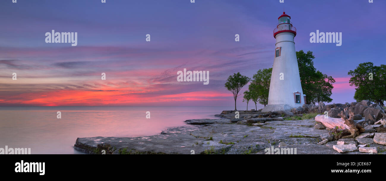 Die Marblehead Leuchtturm am Rande des Lake Erie in Ohio, USA. Bei Sonnenaufgang fotografiert. Stockfoto