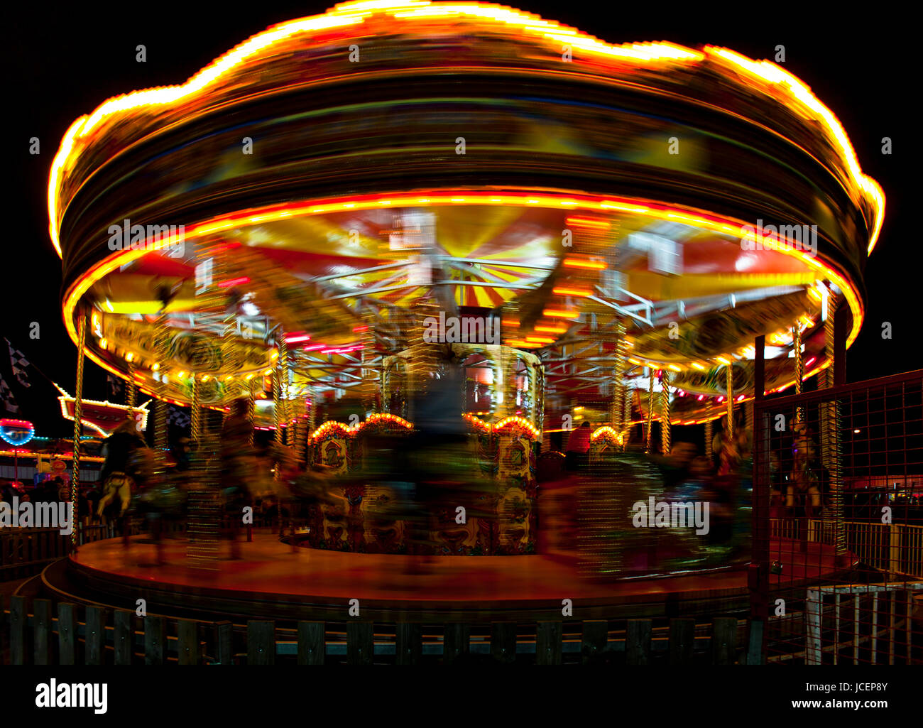 Kirmes, Fahrten und Freizeitparks Stockfoto