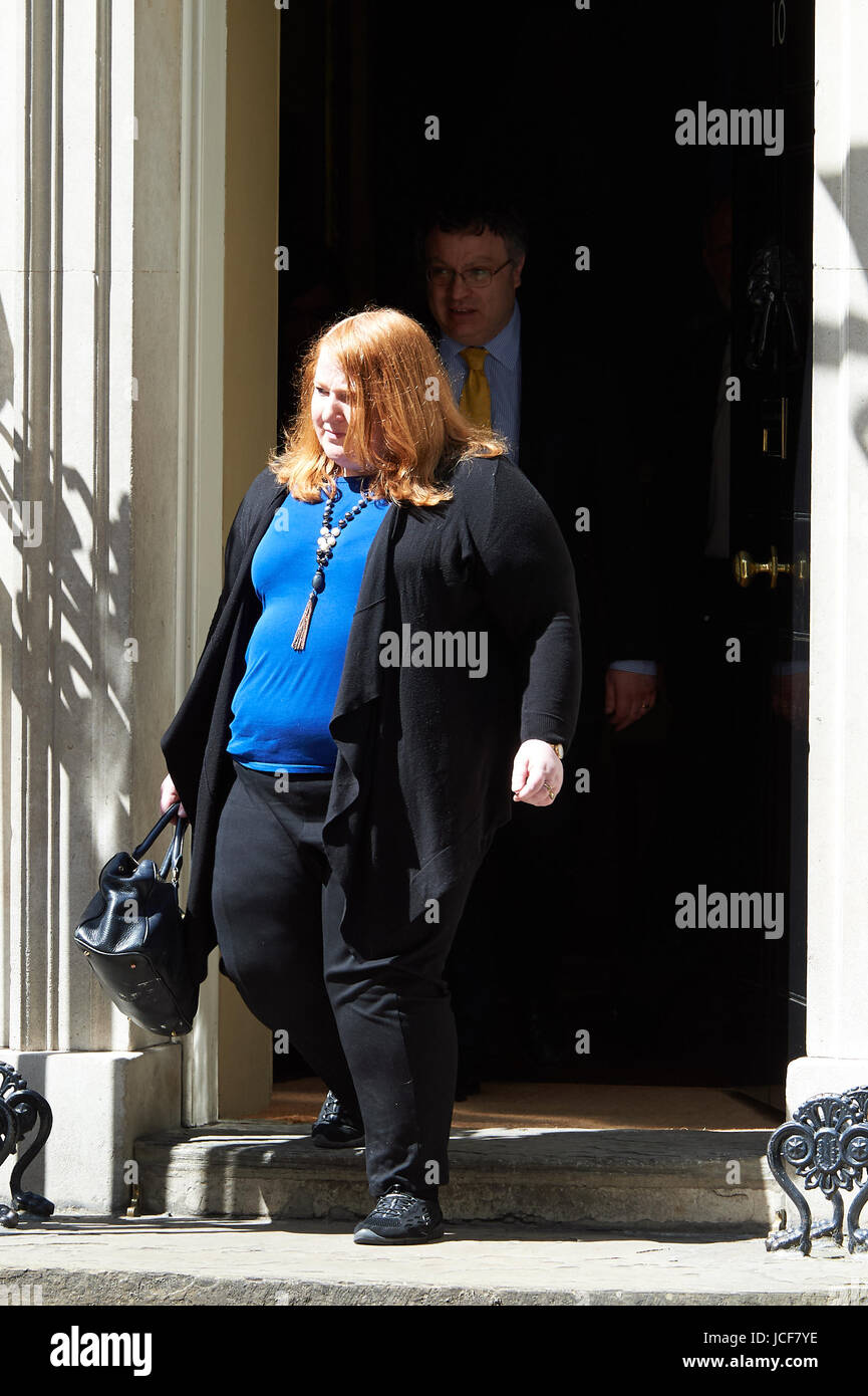 London, UK. 15. Juni 2017. Mitglieder von die Alliance Party of Northern Ireland, gesehen in der Downing Street nach einem Treffen mit Premierminister Theresa May, London. Bildnachweis: Alan D West/Alamy Live-Nachrichten Stockfoto