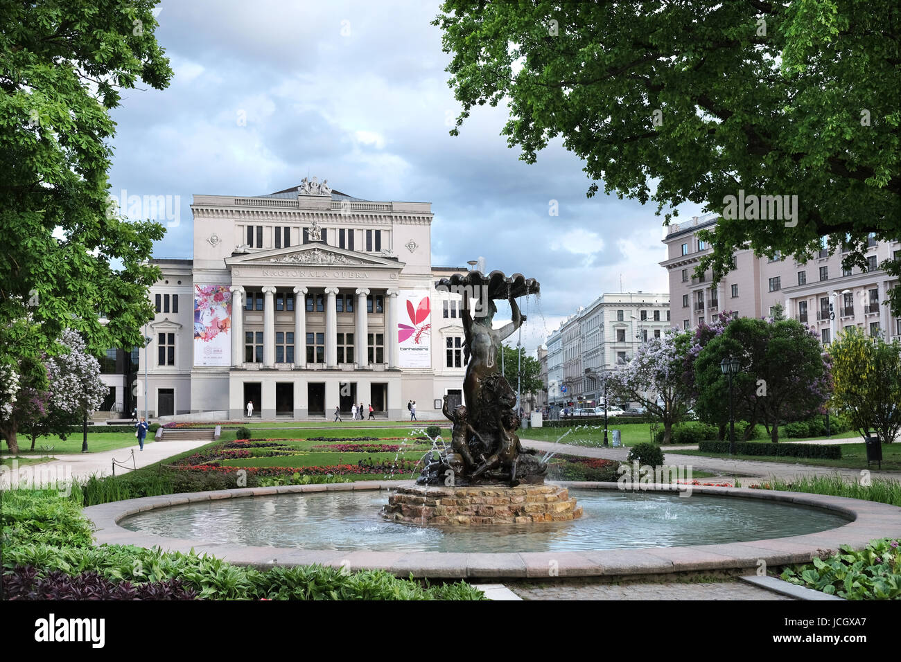 Latvia riga opera theatre -Fotos und -Bildmaterial in hoher Auflösung ...