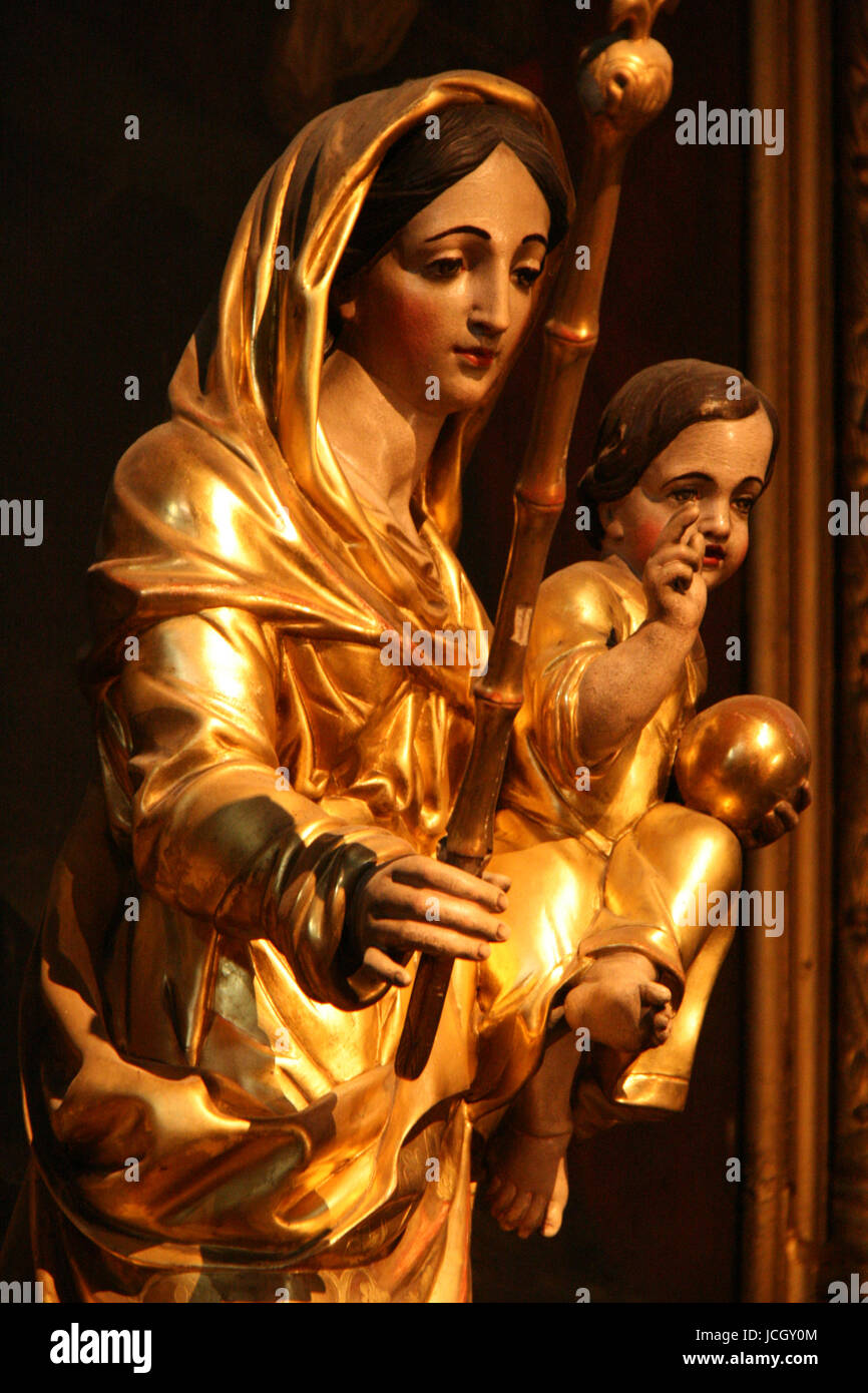 In der Kathedrale NotreDamedeAssomption in ClermontFerrand