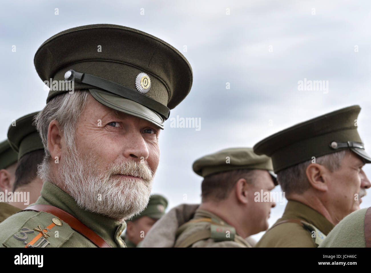 Historisches Fest des ersten Weltkrieges in Moskau, 2. Oktober 2016. Soldaten der russischen Armee. Stockfoto