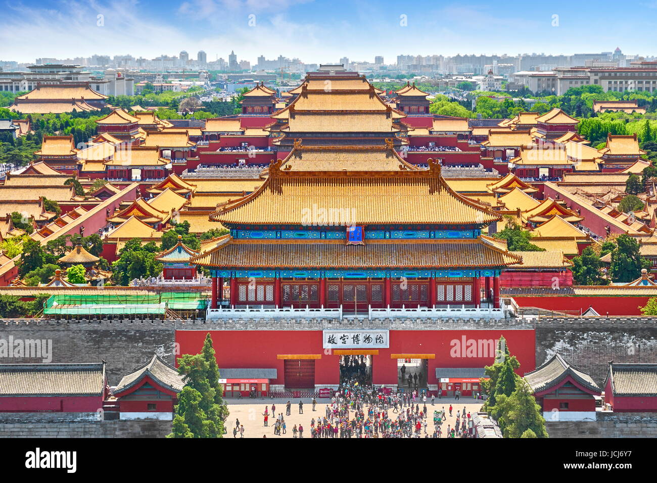 Forbidden city beijing aerial view Fotos und Bildmaterial in hoher