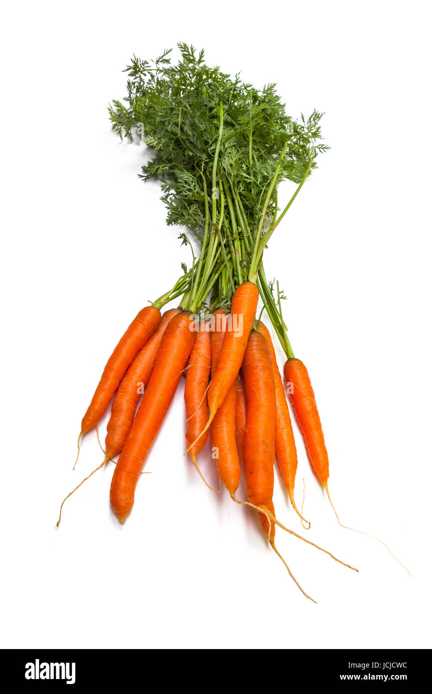 isolierte Karotten auf weißem Hintergrund Stockfoto