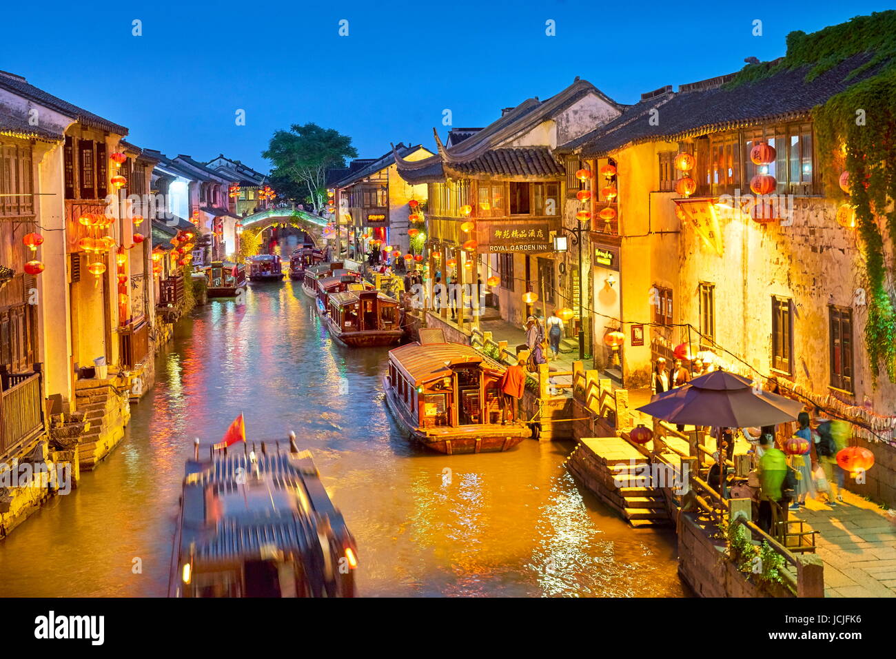 Shantang Kanal am Abend, Suzhou, China Stockfoto
