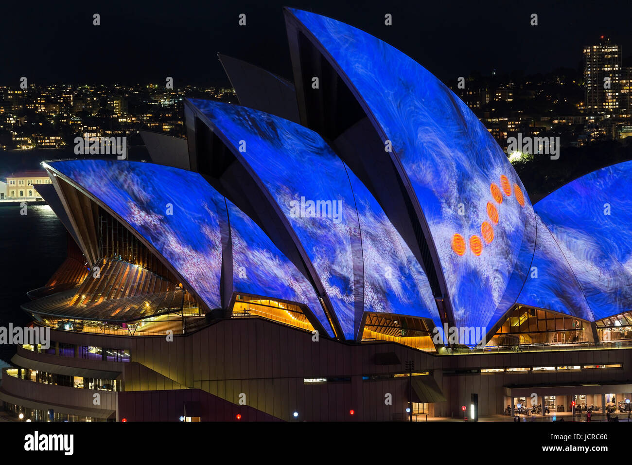 SYDNEY, AUSTRALIEN - JUNI 2016; Während der Veranstaltung Vivid Sydney Opernhaus. Stockfoto