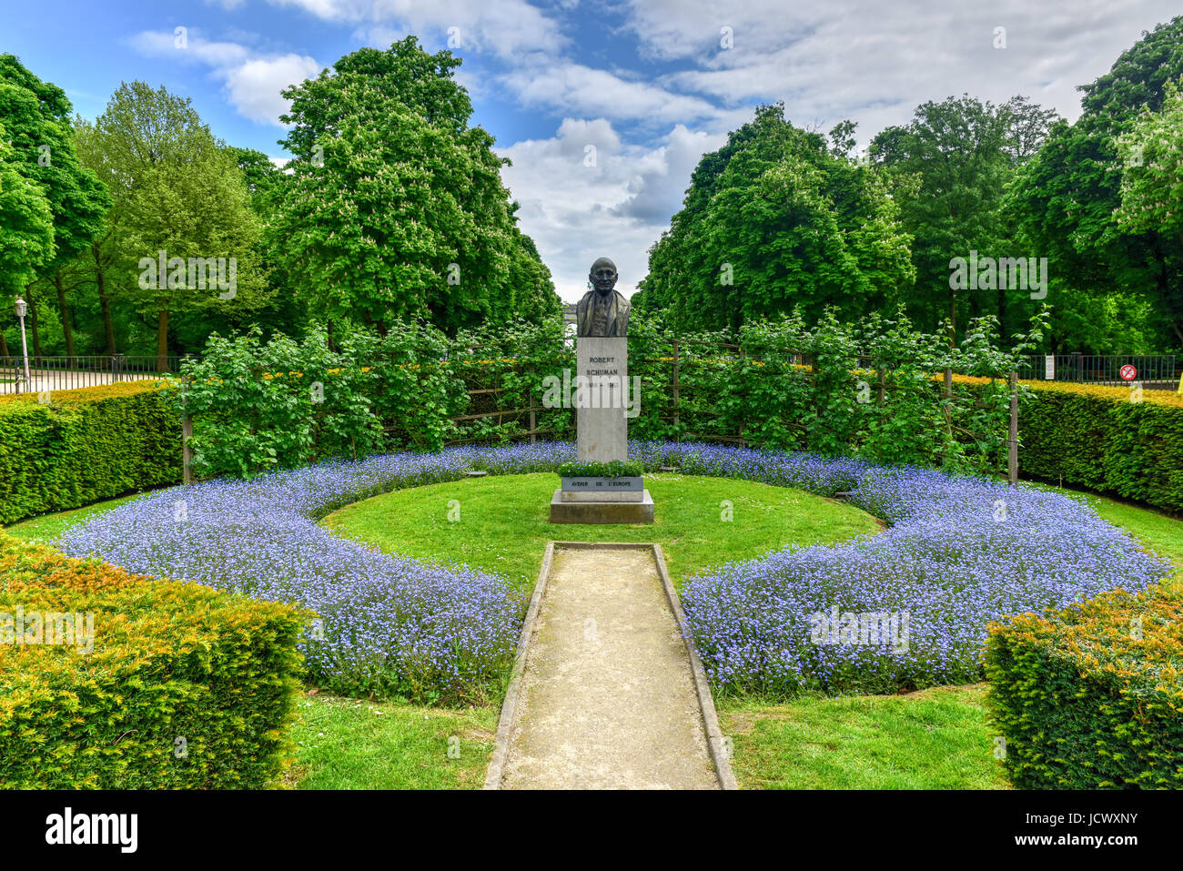 Denkmal zu Ehren von Robert Schuman in den Parc du Cinquantenaire in Brüssel, Belgien. Stockfoto