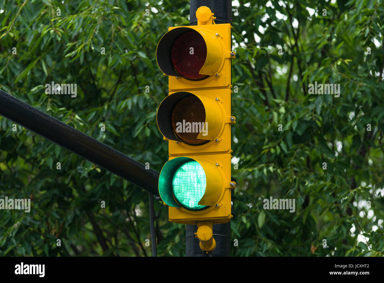 Grüne Ampel Signal, New York, Vereinigte Staaten von Amerika Stockfoto