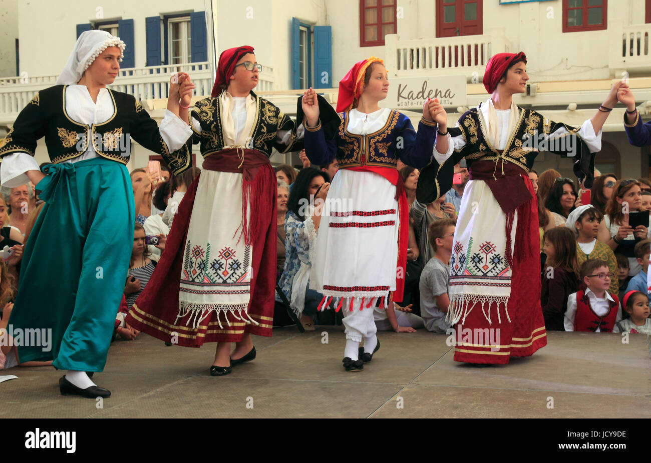 Griechenland, Kykladen, Mykonos, Heiligen Konstantin und Eleni, Feier, Festival, Tänzer, Stockfoto
