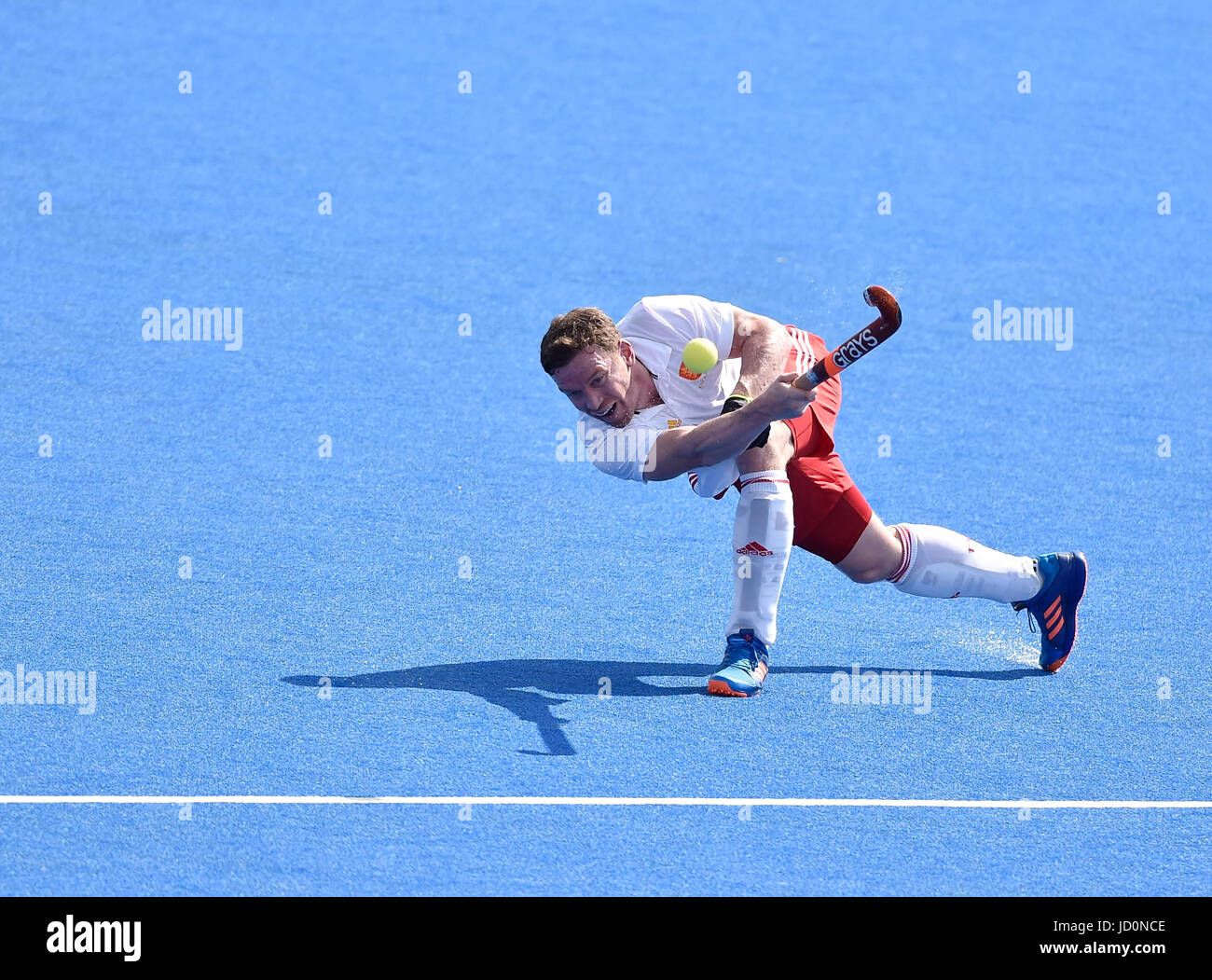 London, UK. 17. Juni 2017. LONDON-ENGLAND - 17. Juni 2017: HOARE Michael (GER) in Aktion während der Held Hockey World League Halbfinale (Männer) ENG V MAS in Lee Valley Hockey und Tennis-Center am Samstag. Foto: Taka G Wu Credit: Taka Wu/Alamy Live-Nachrichten Stockfoto