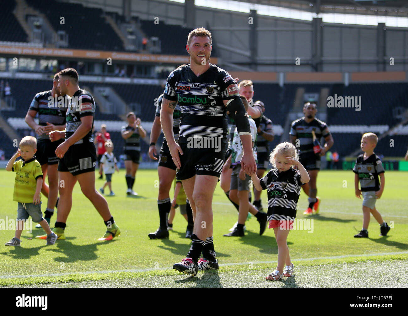 Scott Taylor von Hull feiert nach dem Viertelfinale des Ladbrokes Challenge Cup im KCOM Stadium, Hull. DRÜCKEN SIE VERBANDSFOTO. Bilddatum: Sonntag, 18. Juni 2017. Siehe PA Story RUGBYL Hull. Das Foto sollte lauten: Richard Sellers/PA Wire. Stockfoto