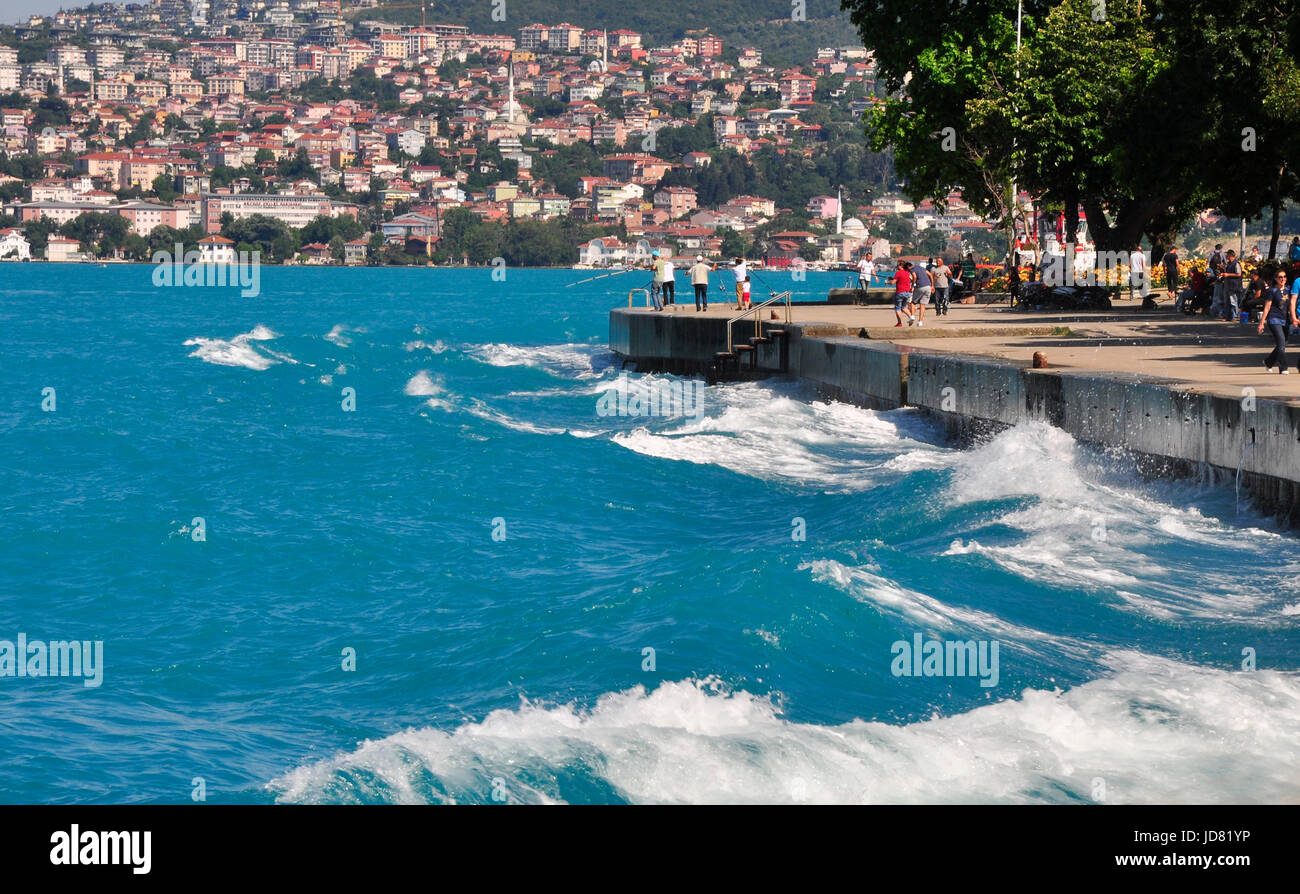Türkis gefärbt Bosporus Stockfoto