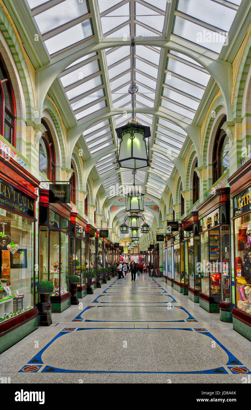Royal Arcade Einkaufszentrum in Norwich, England Stockfoto