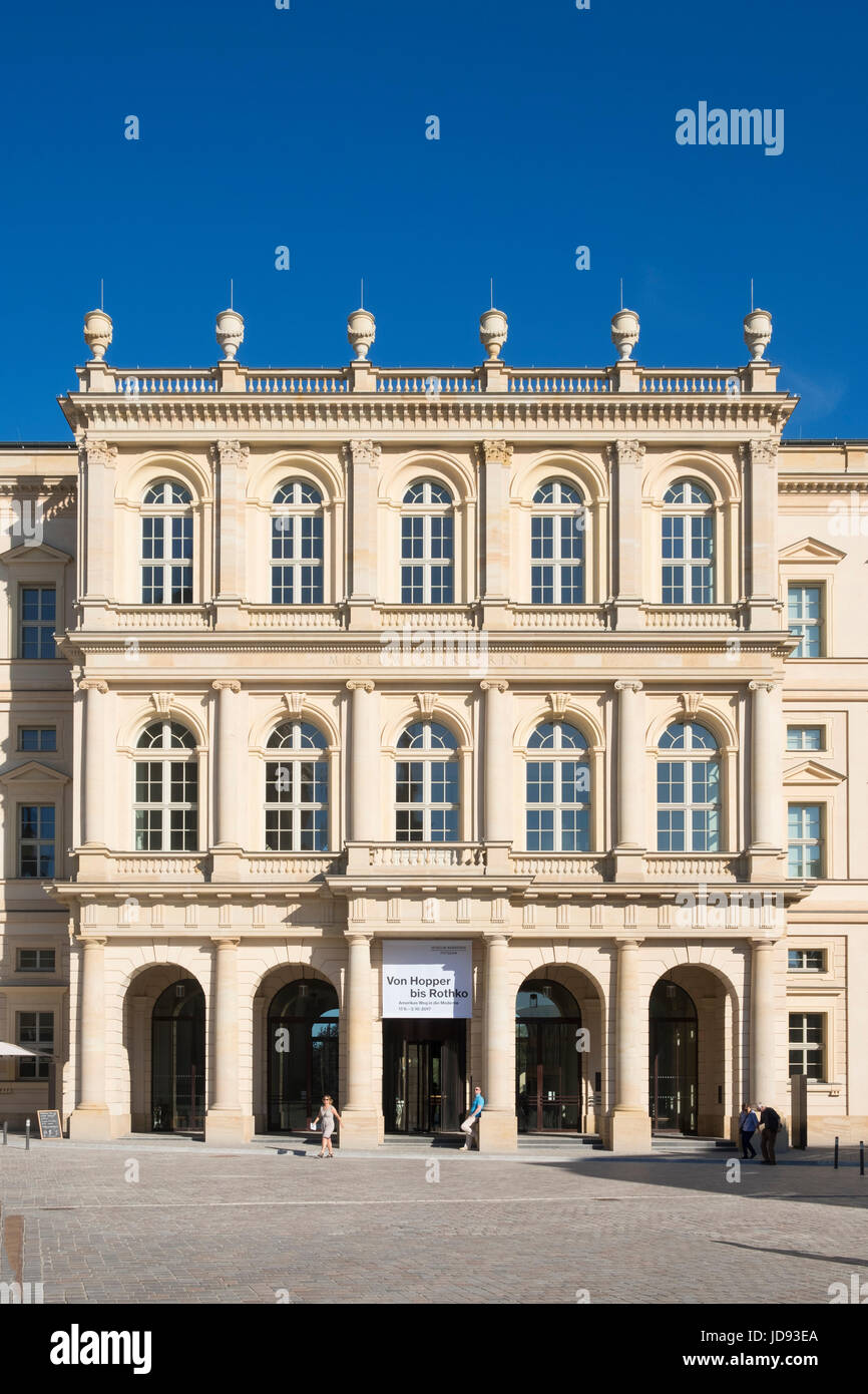 Außenansicht des Museums Barberini in Potsdam, Deutschland Stockfoto
