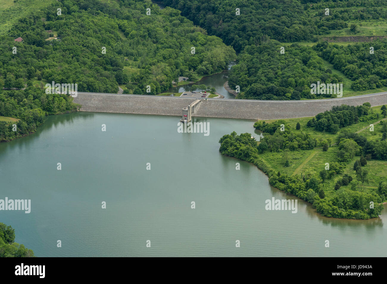 Luftaufnahme des Blue Marsh Lake Dam, Pennsylvania, USA Stockfoto