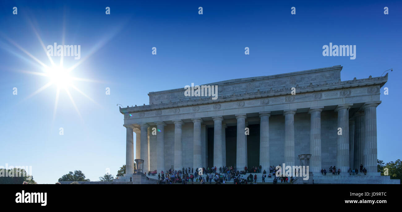 Fernblick und blauer Himmel, Washington Memorial, Washington DC, USA. Hauptstadt Washington Usa 2016 fallen Stockfoto