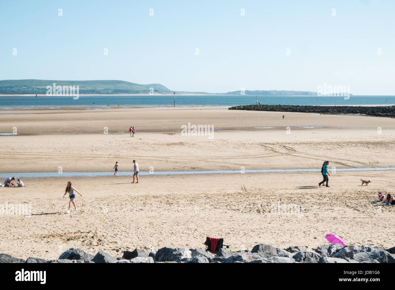 Millennium, Coastal, Pfad, Radfahren, Wandern, Wohnwagen, Sommer, am Burry Port,near,Llanelli,West,Wales,U.K.UK, Leuchtturm, Strand, Küste, Küste, im Freien, im freien Stockfoto