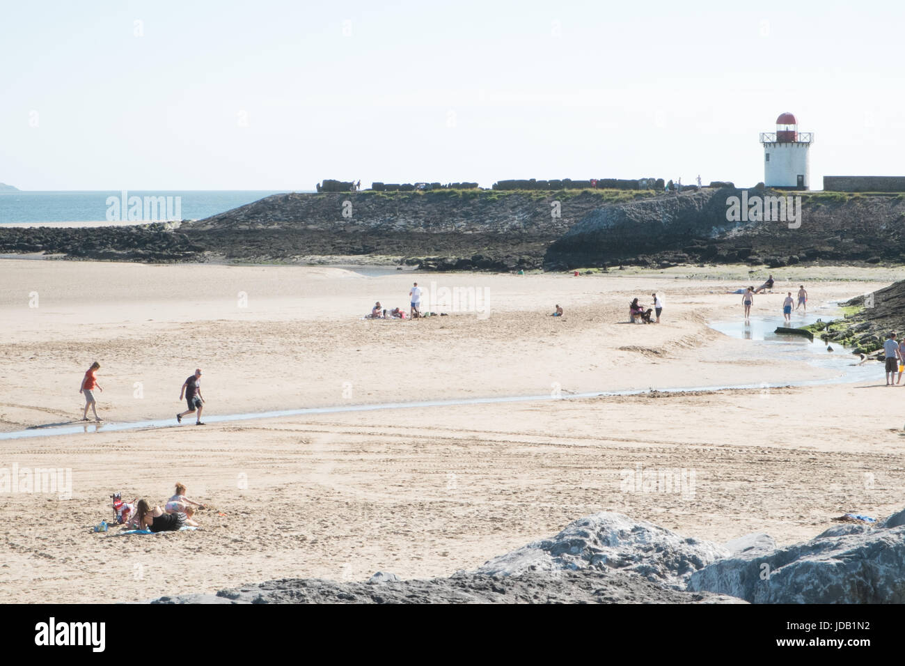 Millennium, Coastal, Pfad, Radfahren, Wandern, Wohnwagen, Sommer, am Burry Port,near,Llanelli,West,Wales,U.K.UK, Leuchtturm, Strand, Küste, Küste, im Freien, im freien Stockfoto