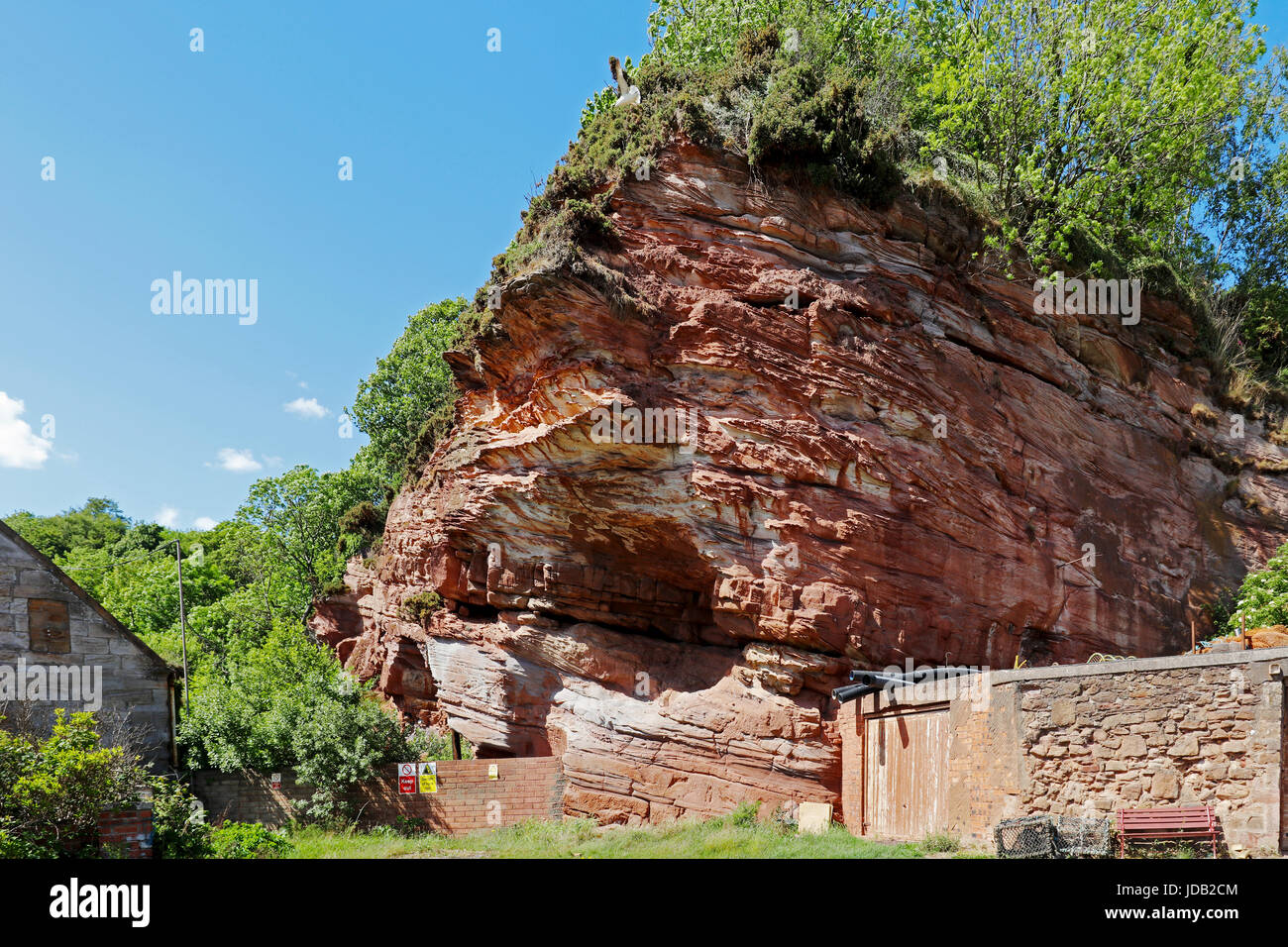 Roten Felsen südlich Wemyss.Fife Stockfoto