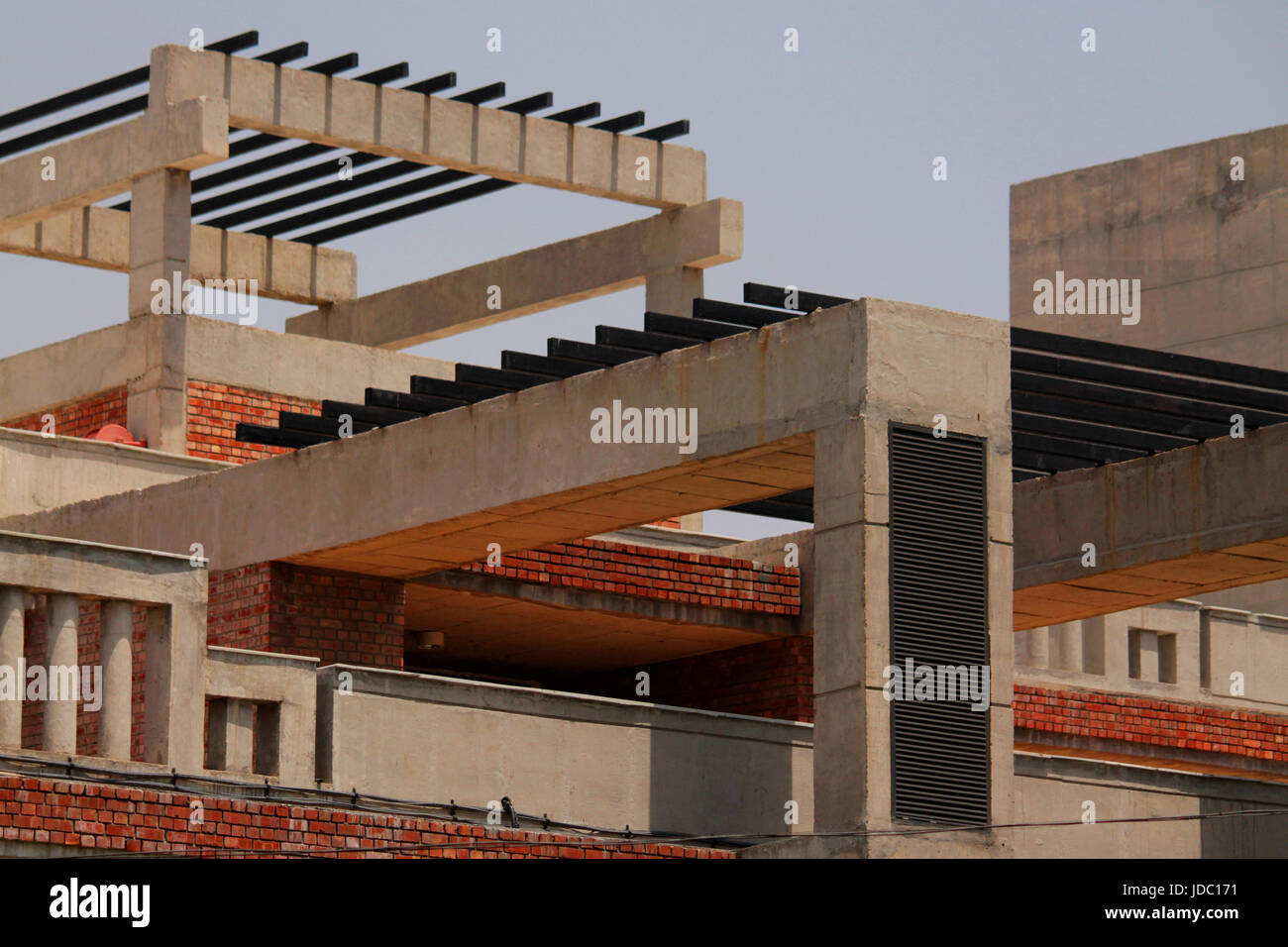 Geometrische architektonische abstrakte Form des Gebäudes der Linien. Stockfoto