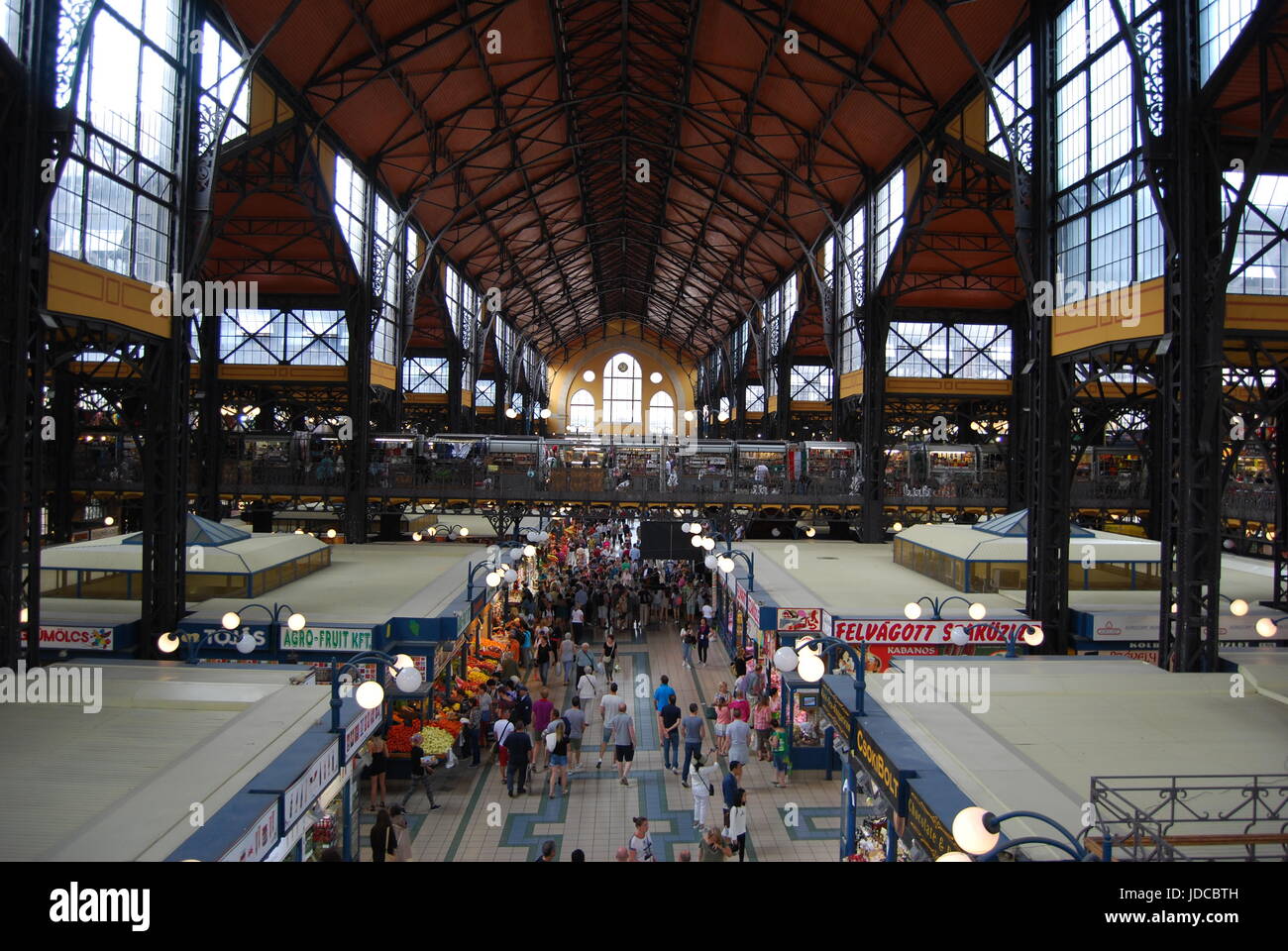 Zentrale Markthalle in Budapest Stockfoto
