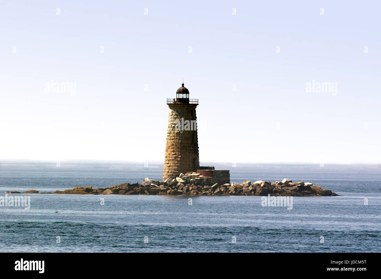 Whaleback Light - auf dem Piscataqua River zwischen Kittery, Maine und Portsmouth, NH.  Whaleback markiert die Annäherung an den Hafen von Portsmouth, neue Ha Stockfoto