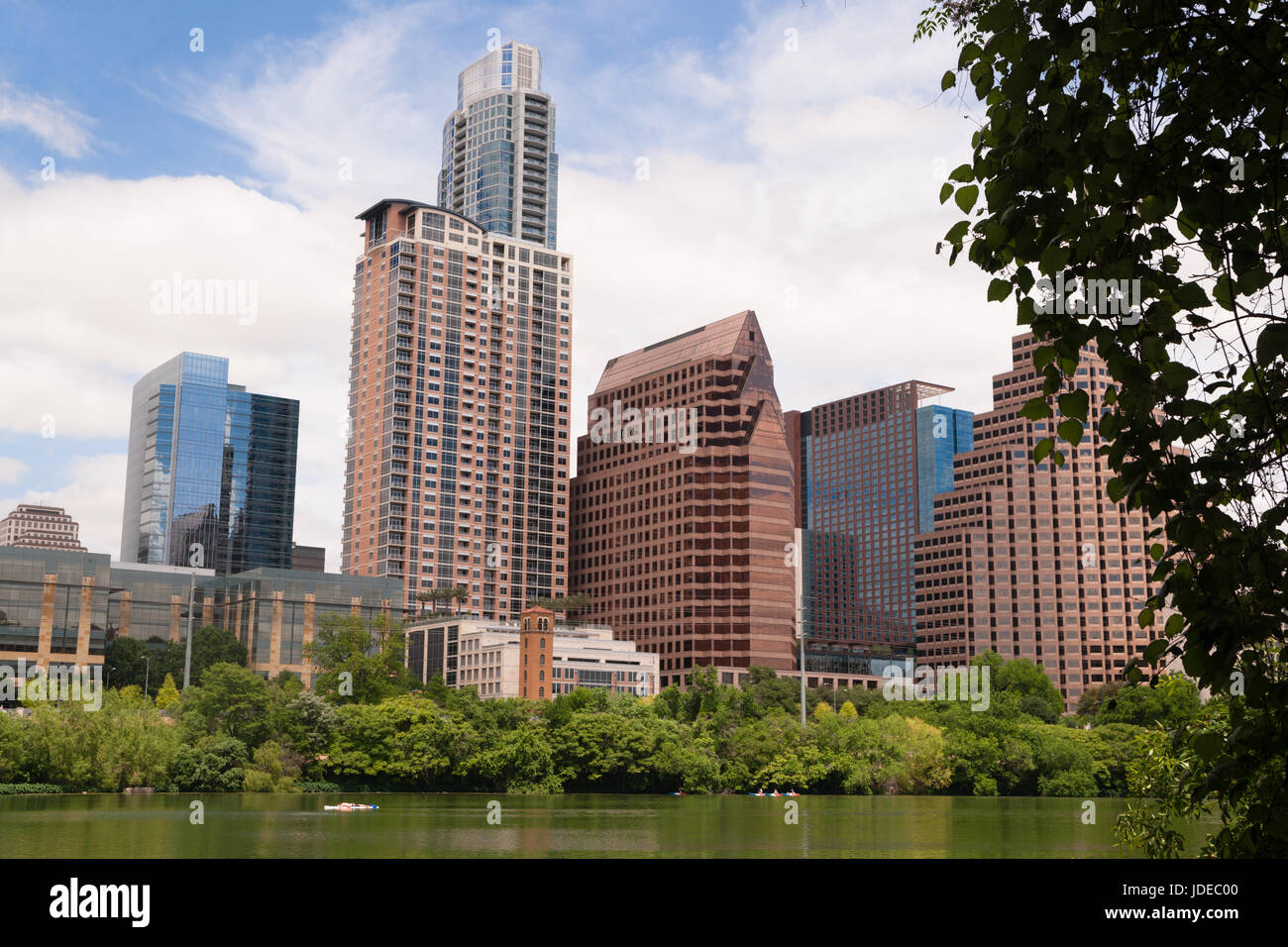 In der Nähe von perfekte vertikale stützte der Flussufer und Austin Texas Stockfoto