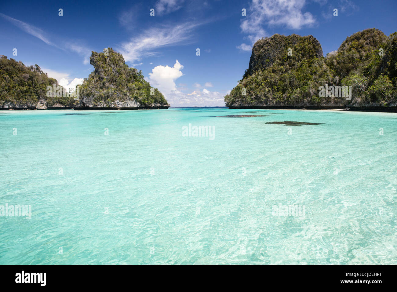 Lagune in Raja Ampat, West-Papua, Indonesien Stockfoto
