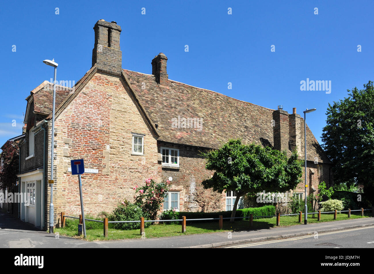 Alten Gebäude auf der Ecke der Jubillee Terrasse und breiten Sterrt, Ely, Cambridgeshire, England, UK Stockfoto