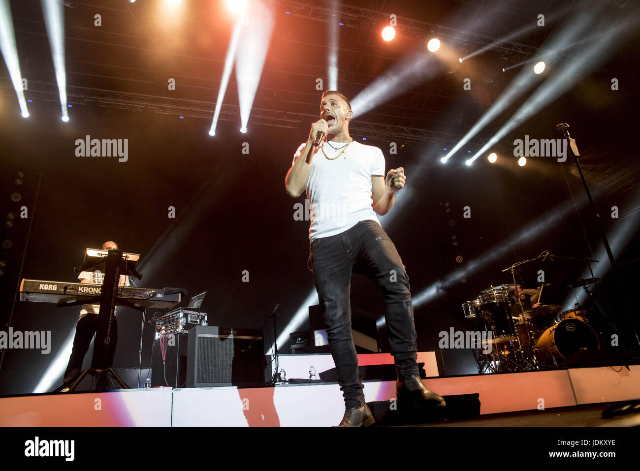 Grugliasco, Turin, Italien. 20. Juni 2017. der Gewinner des Sanremo-2017, führt beim Gruvillage Festival in Grugliasco, einer kleinen Stadt in der Nähe von Turin Credit: Alberto Gandolfo/Alamy Live News Stockfoto