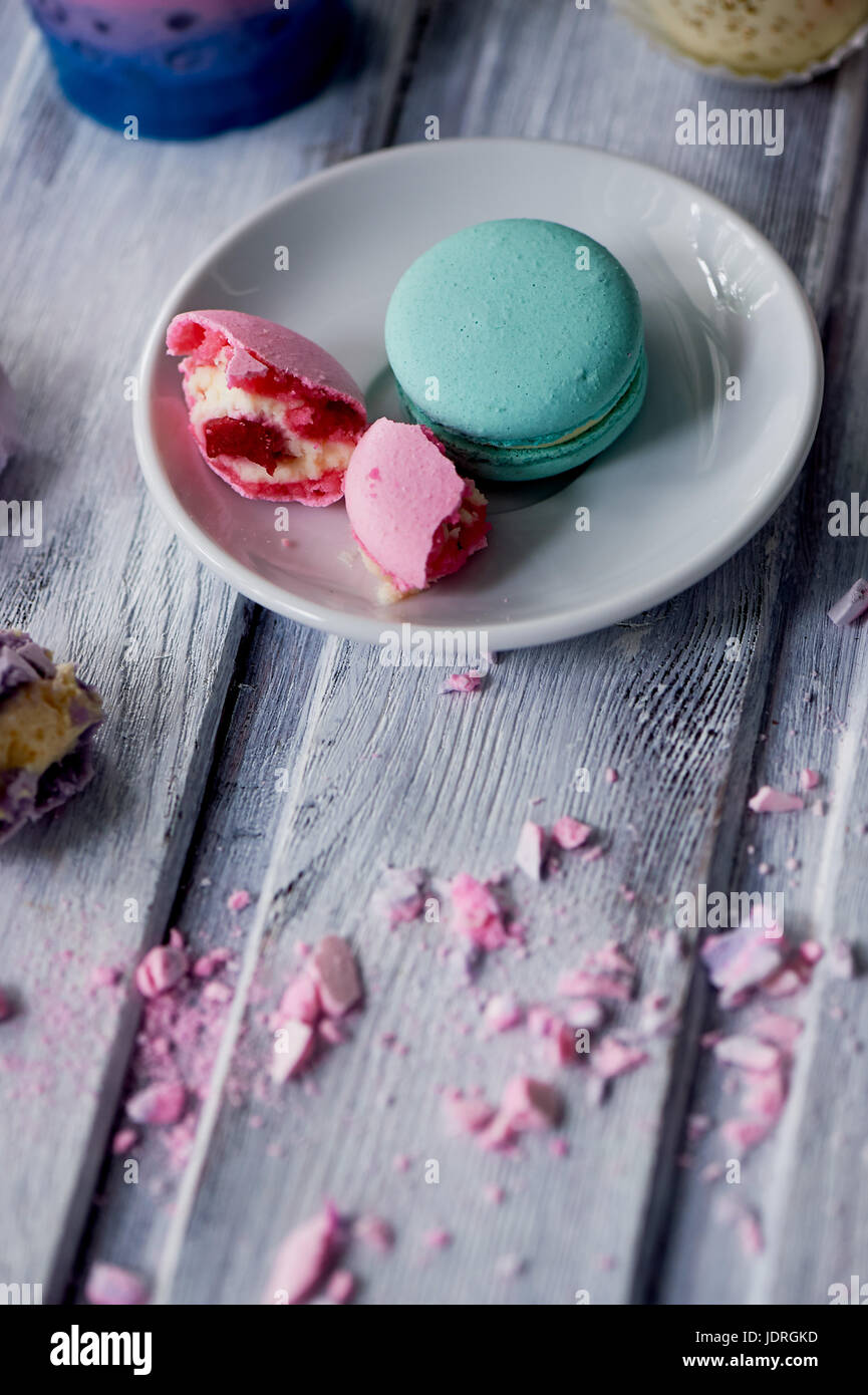 Schone Sussigkeiten Pastelltonen Auf Einem Schonen Holzernen Hintergrund Asthetisches Bild Essen Kochen Fur Kinderfeste Stockfotografie Alamy