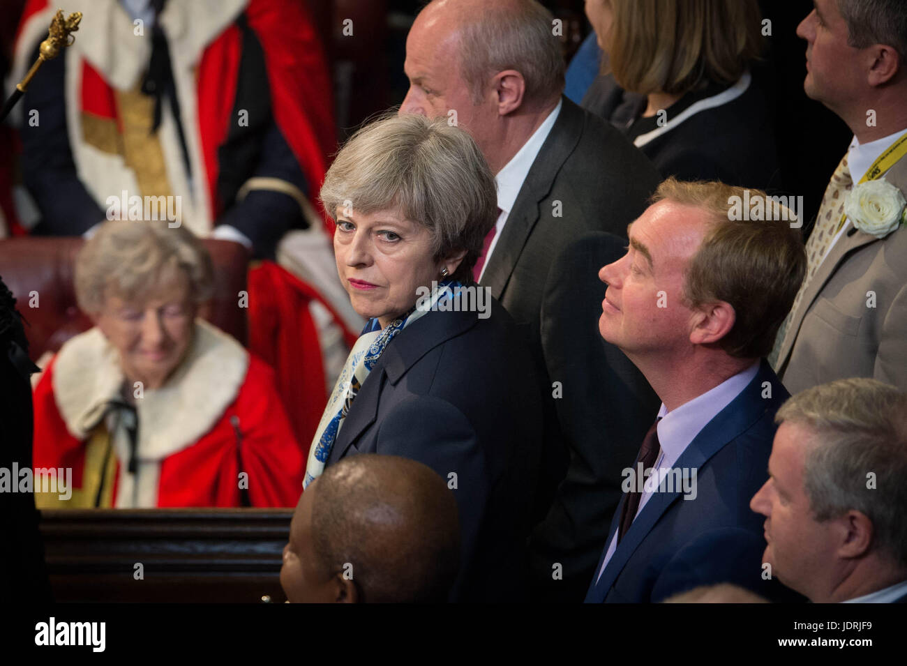 Herr Ministerpräsident, Theresa kann kommt in das House Of Lords zu hören, ihre Majestät die Königin der Regierung Königin präsentieren die Rede bei der Palace of Westminster in London. Stockfoto