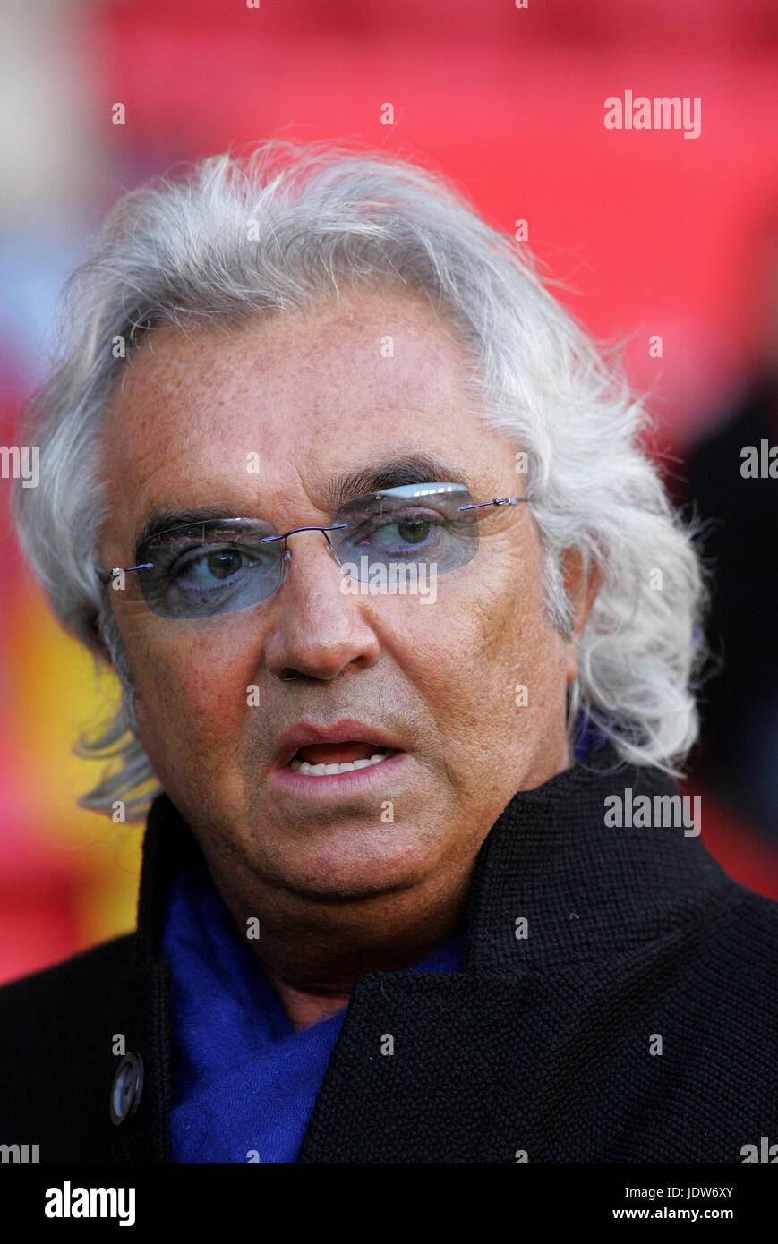 FLAVIO BRIATORE QPR Miteigentümer BRAMALL LANE SHEFFIELD ENGLAND 12. Januar 2008 Stockfoto