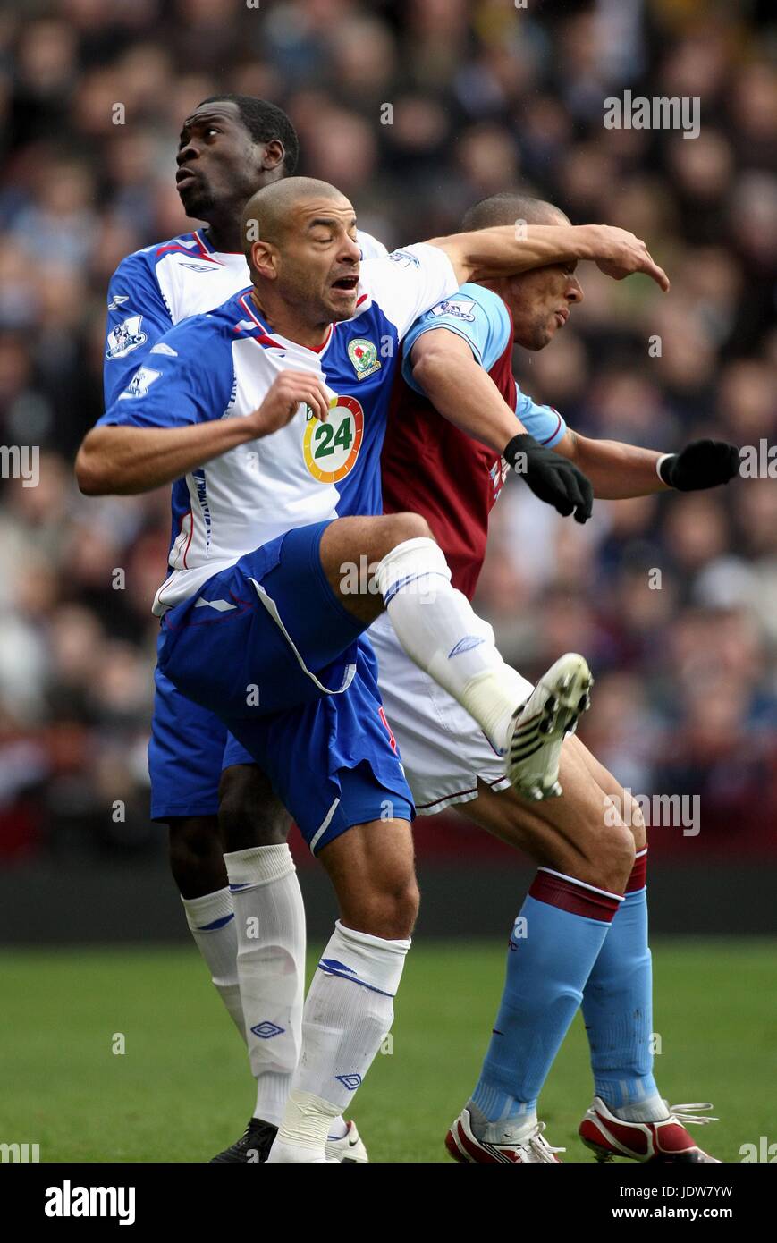 STEVEN REID & JOHN CAREW ASTON VILLA V BLACKBURN ROVERS VILLENPARK BIRMINGHAM ENGLAND 26. Januar 2008 Stockfoto