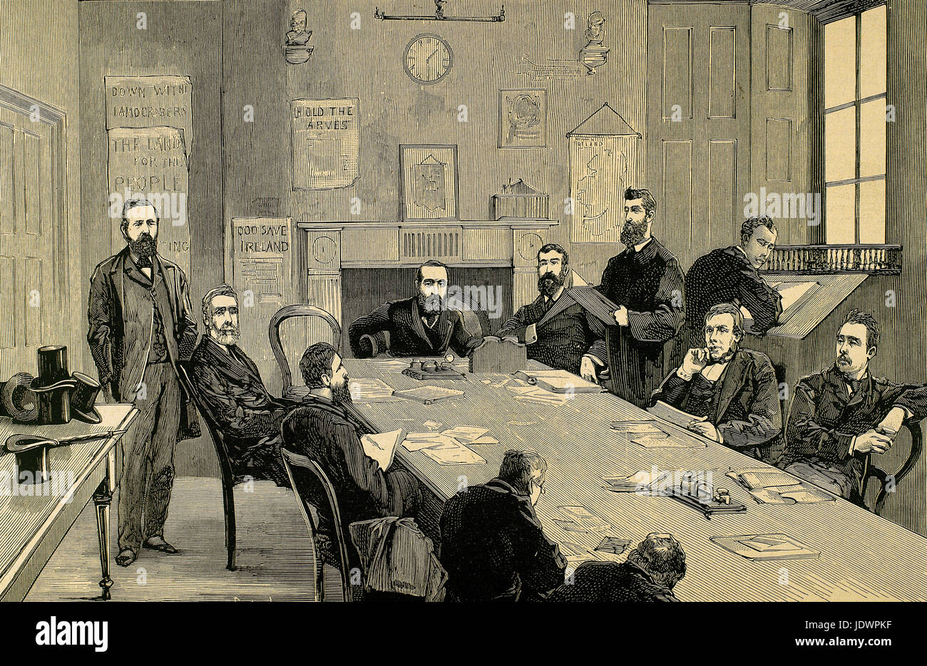 Parnell (1846 – 1891). Irische nationalistische Politiker. Sitzung des Rates der agrarischen Liga unter dem Vorsitz von Parnell in Dublin, Irland, 1880. Kupferstich von Capuz. Stockfoto
