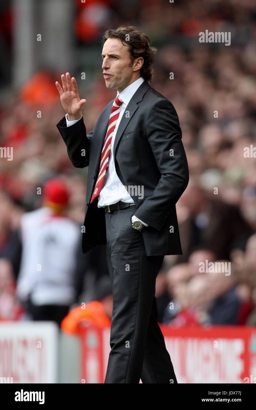 GARETH SOUTHGATE MIDDLESBROUGH FC MANAGER Anfield Road LIVERPOOL ENGLAND 23. Februar 2008 Stockfoto