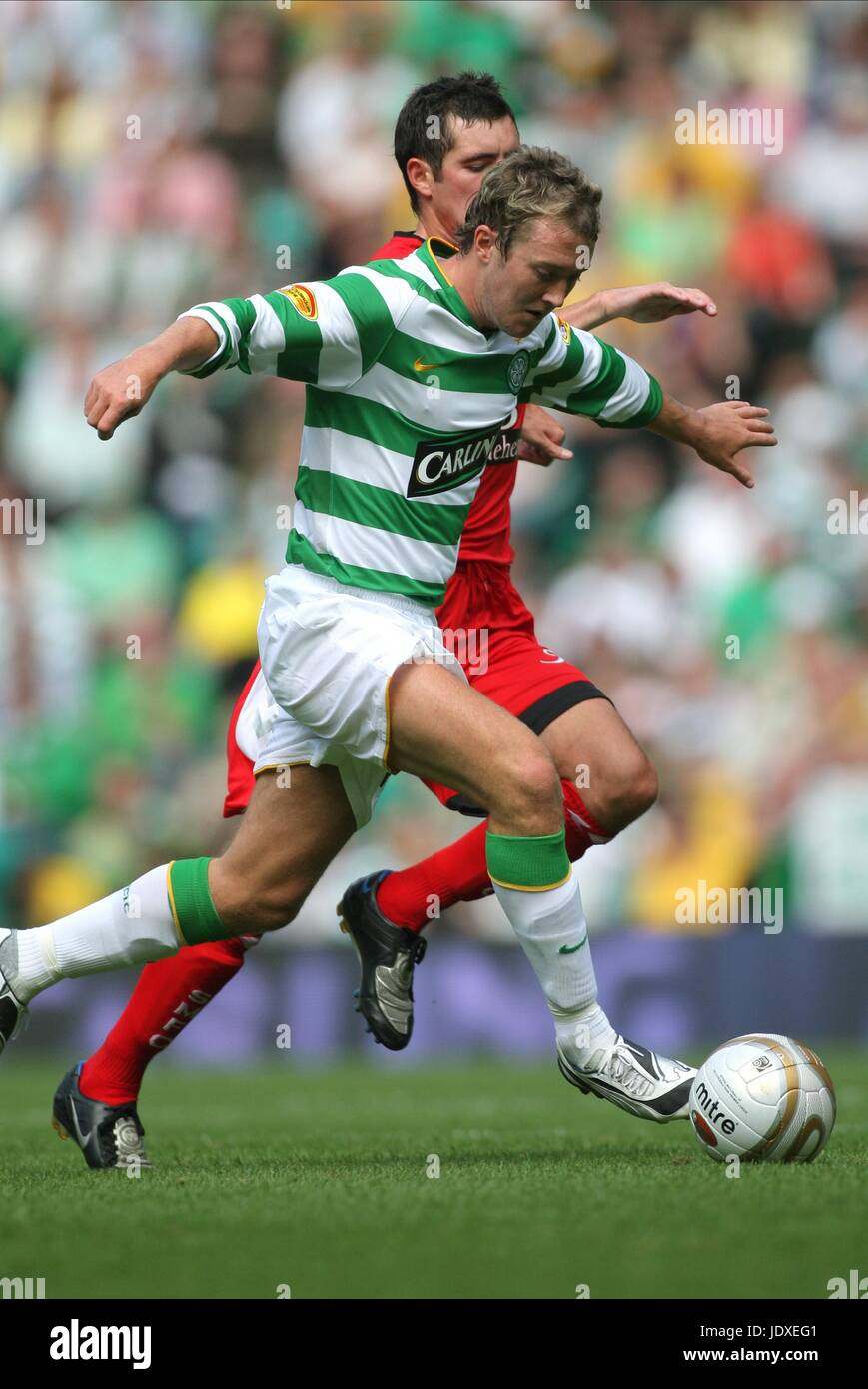 AIDEN MCGEADY & S O' DONNELL CELTIC V ST. MIRREN PARKHEAD GLASGOW Schottland 10. August 2008 Stockfoto