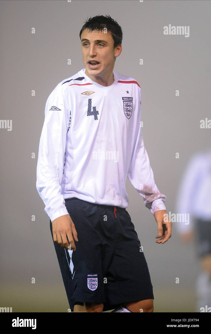 GEORGE THORNE ENGLAND U16 SINCIL BANK LINCOLN ENGLAND 28. November 2008 Stockfoto