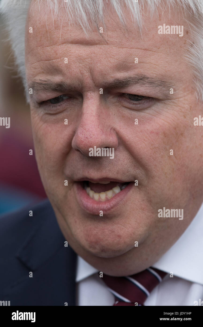 Swansea, Großbritannien. 9. Juni 2017.  Labour Welsh Assembly erster Minister Carwyn Jones, Teilnahme an Arbeits-Mitglied Treffen im Knab Felsen, Mumbles, Swansea. Stockfoto