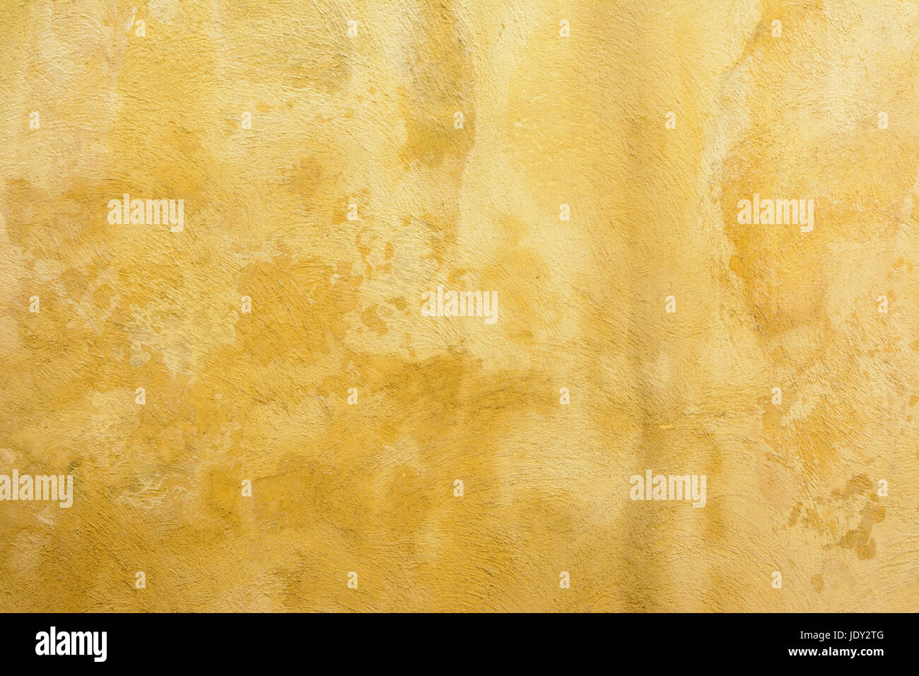 Mediterran Verputzte Alte Verwitterte wand Stockfoto