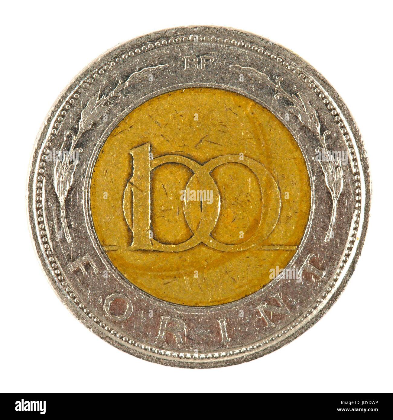 100 Forint Münze auf weißem Hintergrund Stockfoto