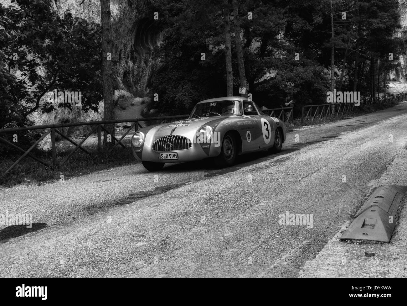 MERCEDES-BENZ 300 SL W 194 Prototyp 1952 auf einem alten Rennwagen Rallye Mille Miglia 2017 die berühmte italienische historische Rennen (1927-1957) am 19. Mai 201 Stockfoto