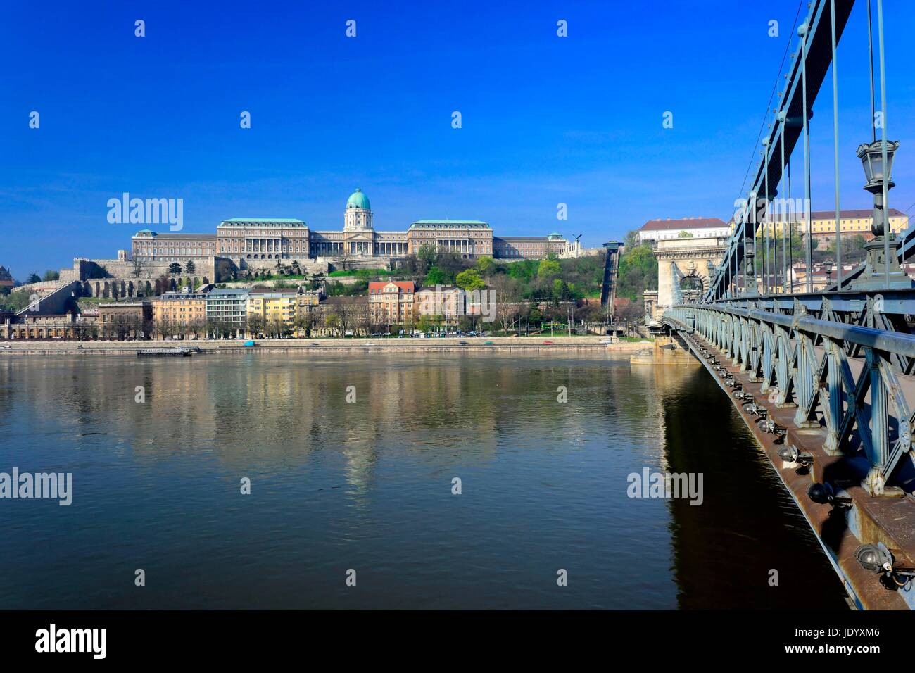 Burgpalast Minze 3D-Laserscanning Und Donau in Budapest Stockfoto
