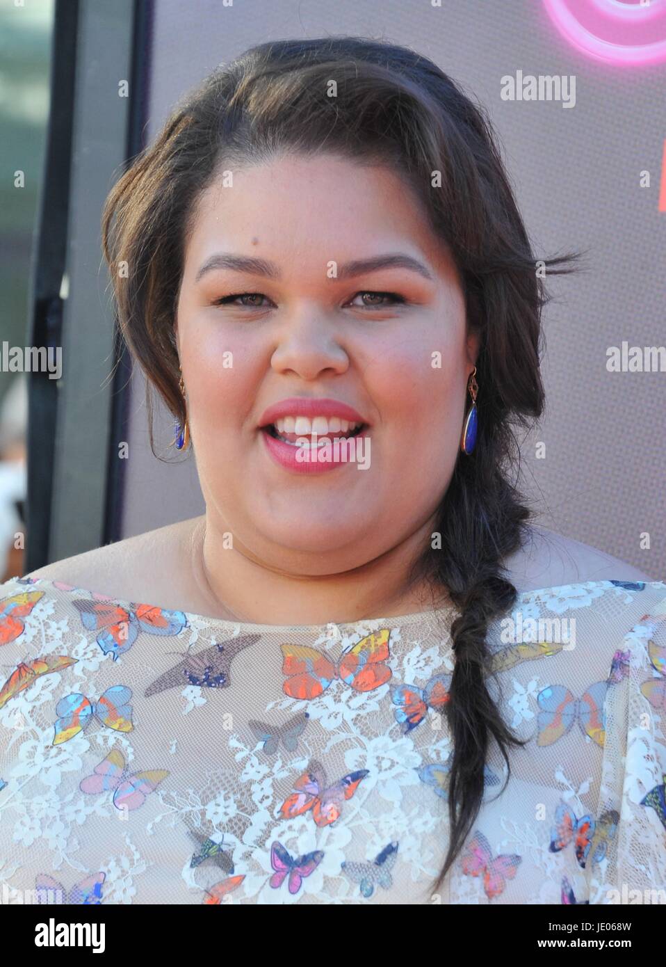 Los Angeles, CA, USA. 21. Juni 2017. Britney Young im Ankunftsbereich für Netflix Original Serie Premiere von GLOW, Arclight Dome, Los Angeles, CA 21. Juni 2017. Bildnachweis: Dee Cercone/Everett Collection/Alamy Live-Nachrichten Stockfoto